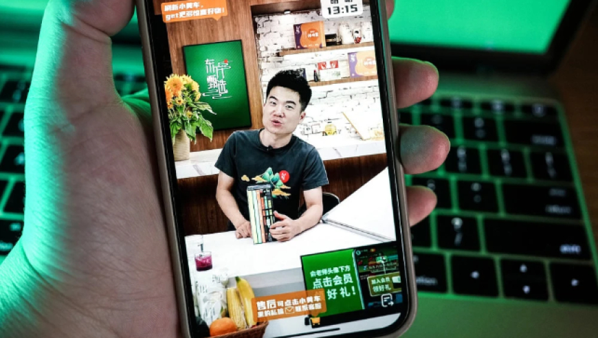 特朗普批乌总统3年前就该结束这一切,港澳彩今晚开奖结果是多少号啊,准确资料解释落实_免费版V15.89