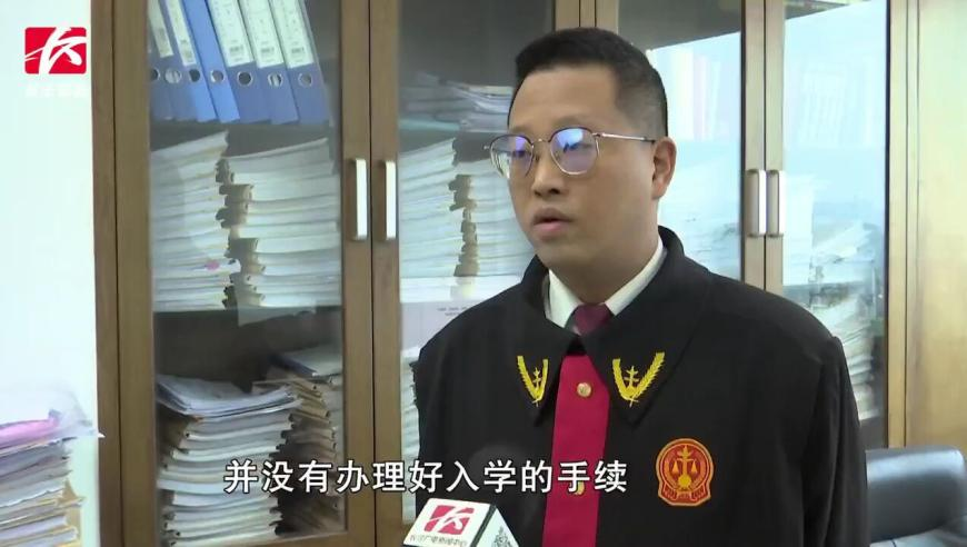 三肖三码必中特期期准,重磅！四大银行融资方案公布,典故解疑_标清版V3.65