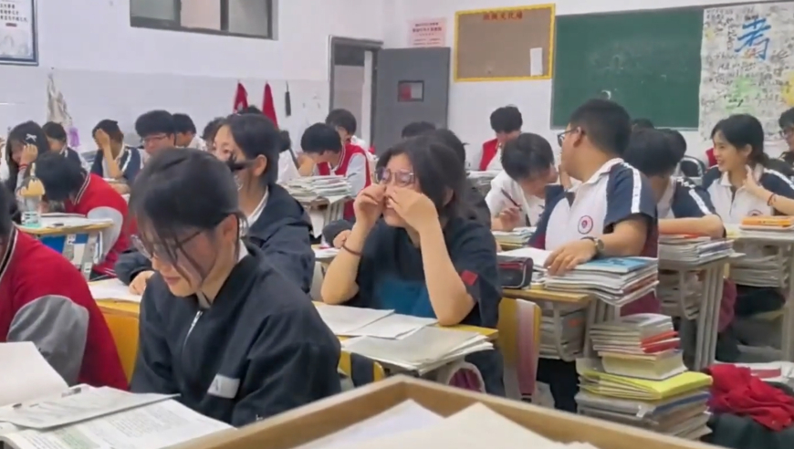 2025香港六开奖结果,AI三小时做的游戏9天赚了12万,整体规划执行讲解_尊享版V12.95